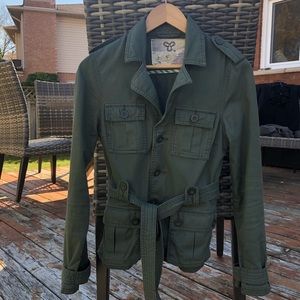 EUC Aritzia TNA Army Surplus tie-waist jacket